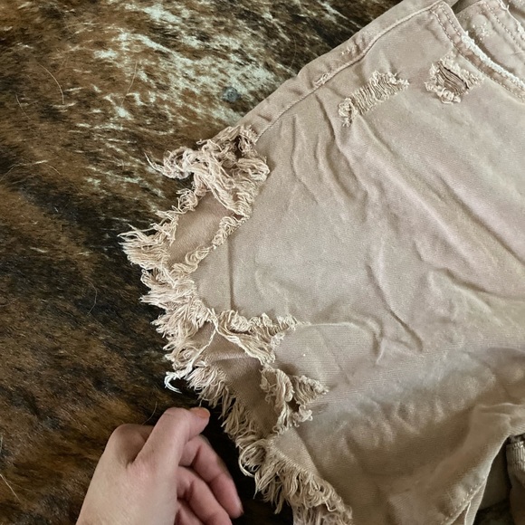 Vervet Brown Distressed Shorts - Picture 4 of 7